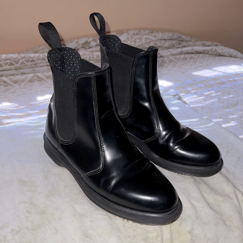 Dr Martens Flora Boots